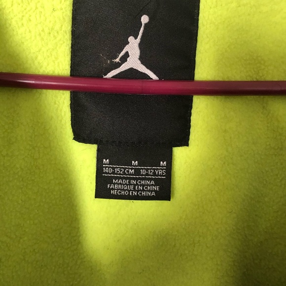 Youth Size Medium Jordan Puffer Jacket - Picture 4 of 7